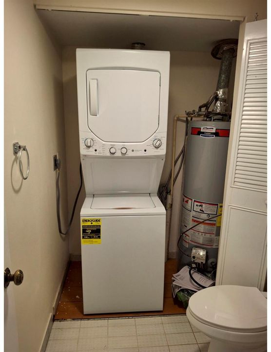 washer dryer 1304