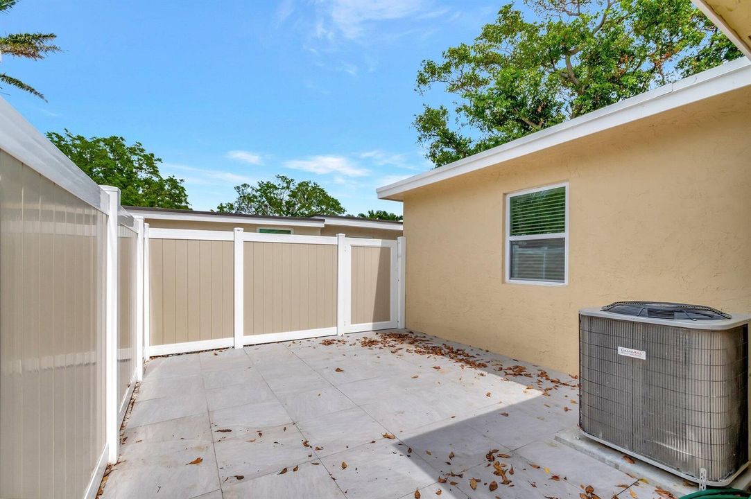 Backyard effciency/guest house