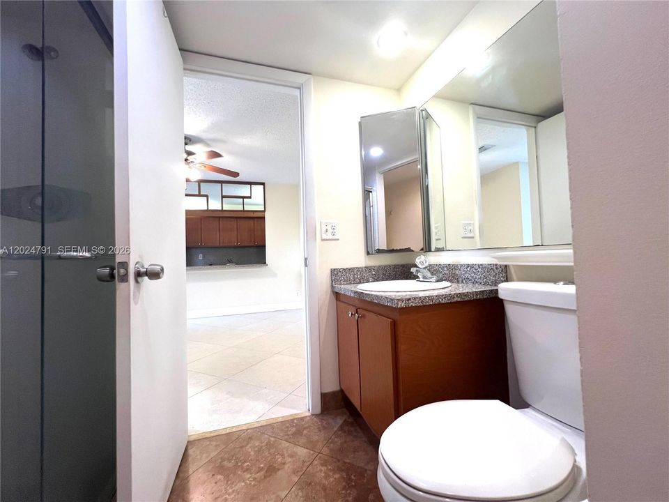 For Rent: $2,100 (2 beds, 2 baths, 1260 Square Feet)