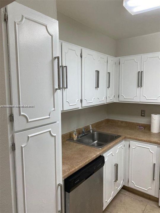 В аренду: $1,625 (1 спален, 1 ванн, 680 Квадратных фут)