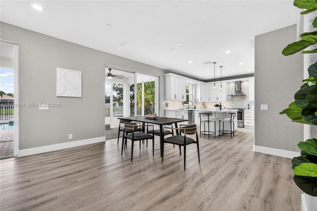待售: $1,798,000 (6 贝兹, 4 浴室, 3696 平方英尺)
