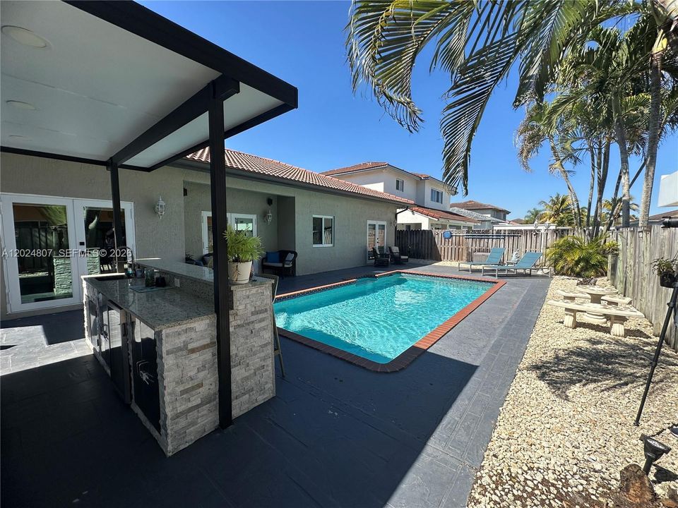 For Sale: $780,000 (3 beds, 2 baths, 1488 Square Feet)