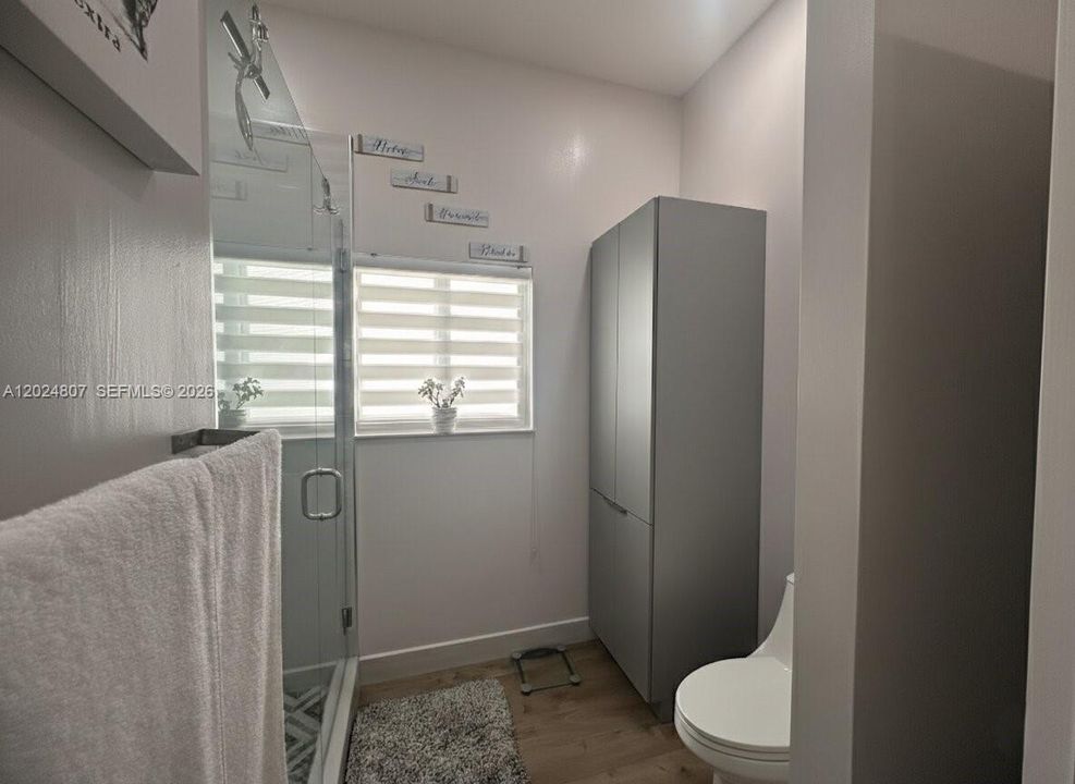 For Sale: $780,000 (3 beds, 2 baths, 1488 Square Feet)