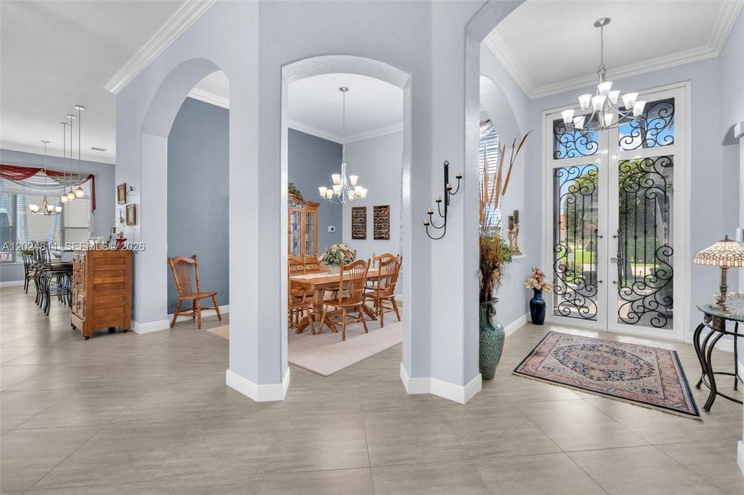 For Sale: $1,000,000 (4 beds, 3 baths, 2718 Square Feet)