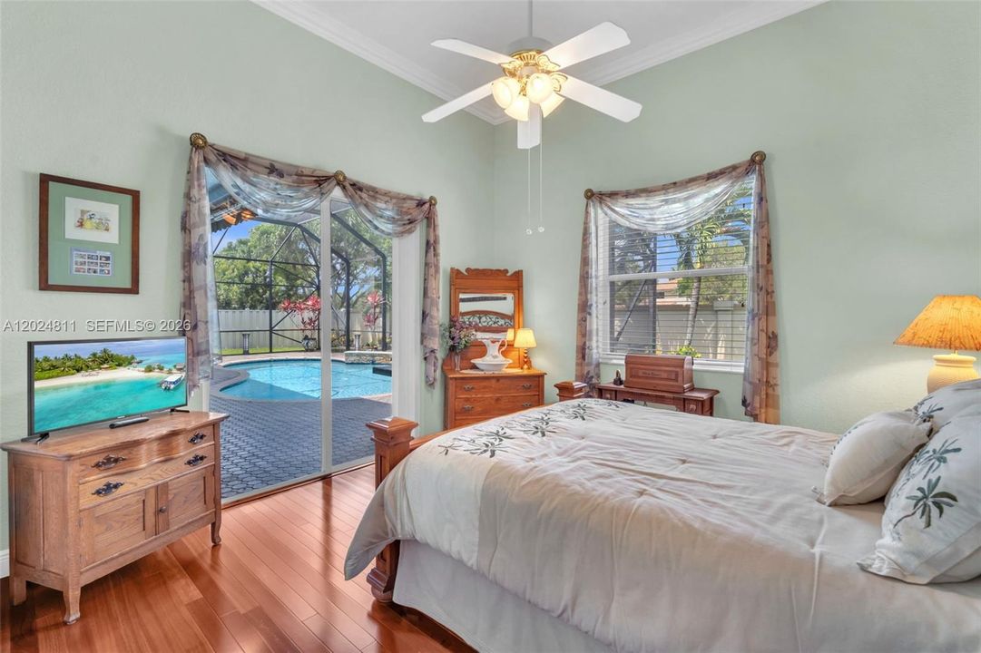 For Sale: $1,000,000 (4 beds, 3 baths, 2718 Square Feet)