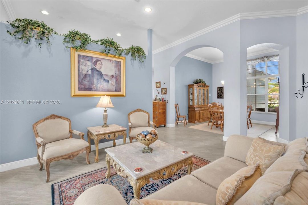 For Sale: $1,000,000 (4 beds, 3 baths, 2718 Square Feet)