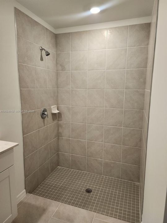 В аренду: $2,000 (3 спален, 2 ванн, 0 Квадратных фут)