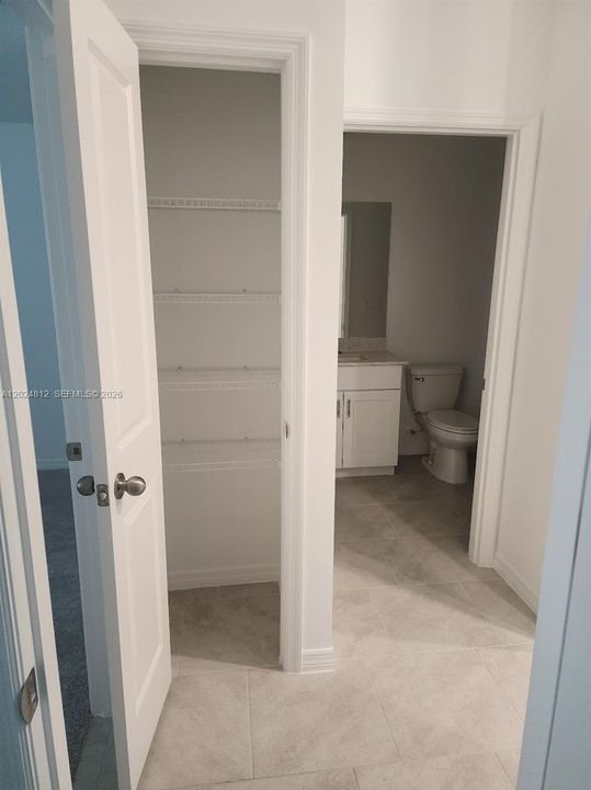 В аренду: $2,000 (3 спален, 2 ванн, 0 Квадратных фут)