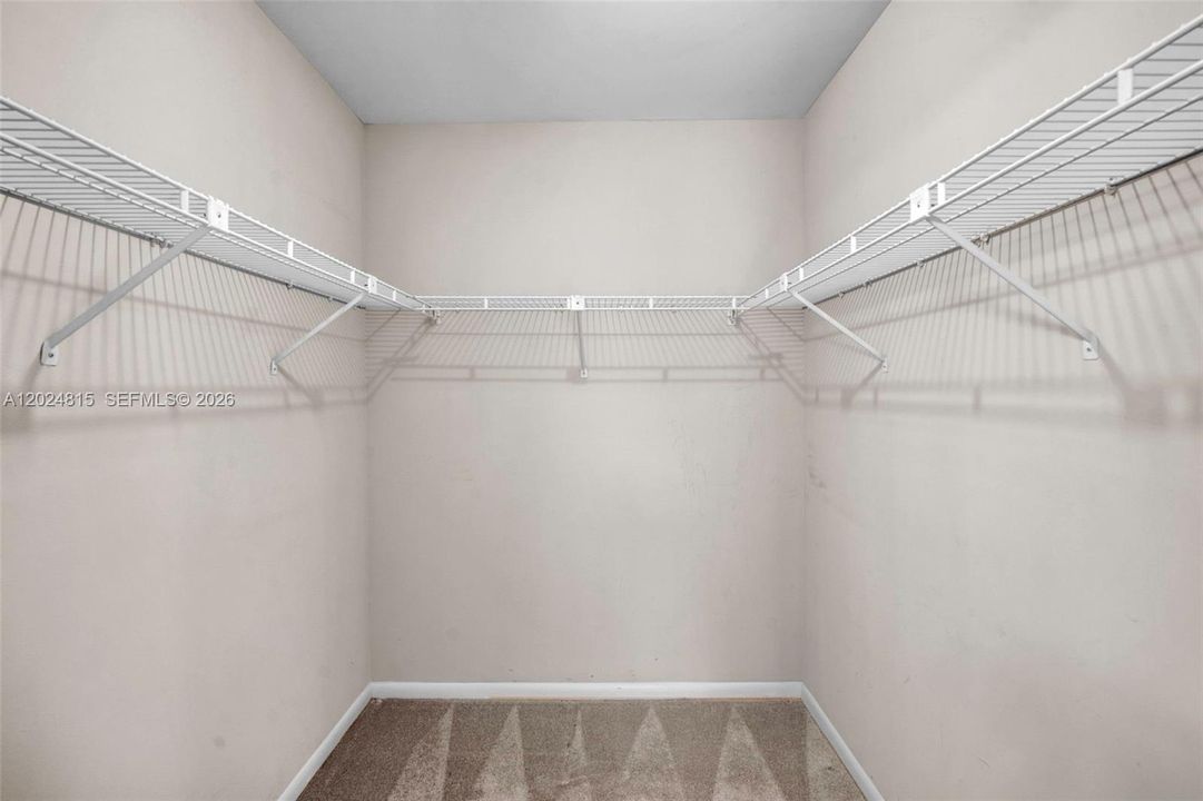 For Sale: $420,000 (3 beds, 2 baths, 1536 Square Feet)