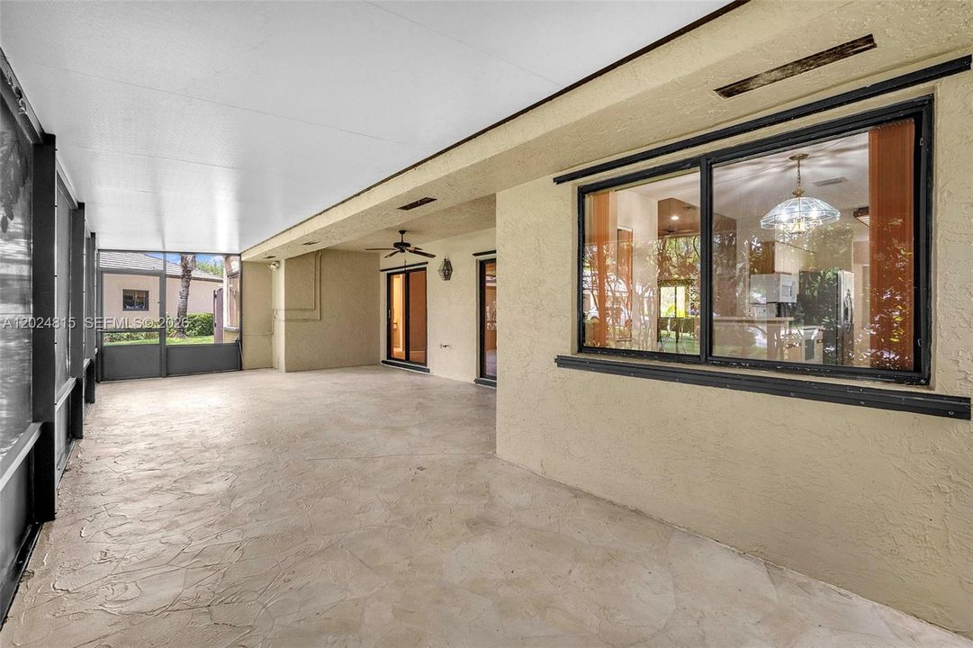 For Sale: $420,000 (3 beds, 2 baths, 1536 Square Feet)