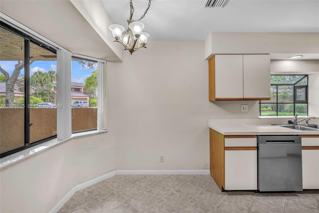 For Sale: $420,000 (3 beds, 2 baths, 1536 Square Feet)
