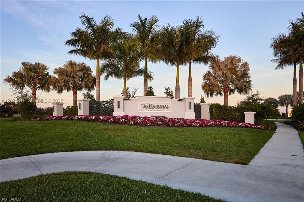 For Sale: $469,900 (3 beds, 2 baths, 2110 Square Feet)