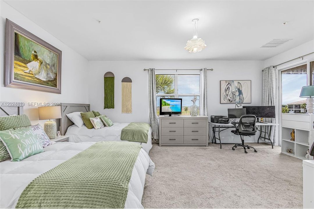 For Sale: $469,900 (3 beds, 2 baths, 2110 Square Feet)