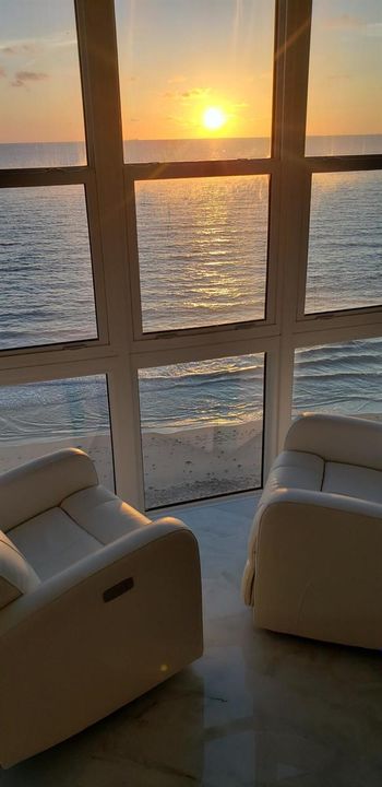 SUNRISE