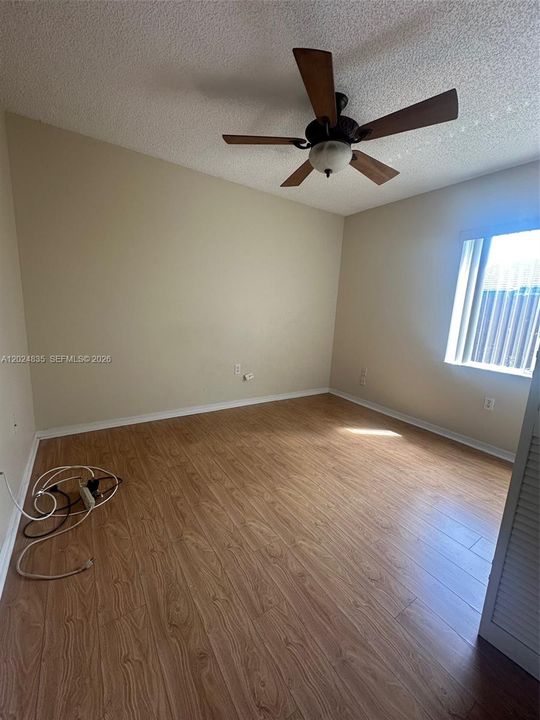 En Renta: $3,600 (3 camas, 2 baños, 1621 Pies cuadrados)