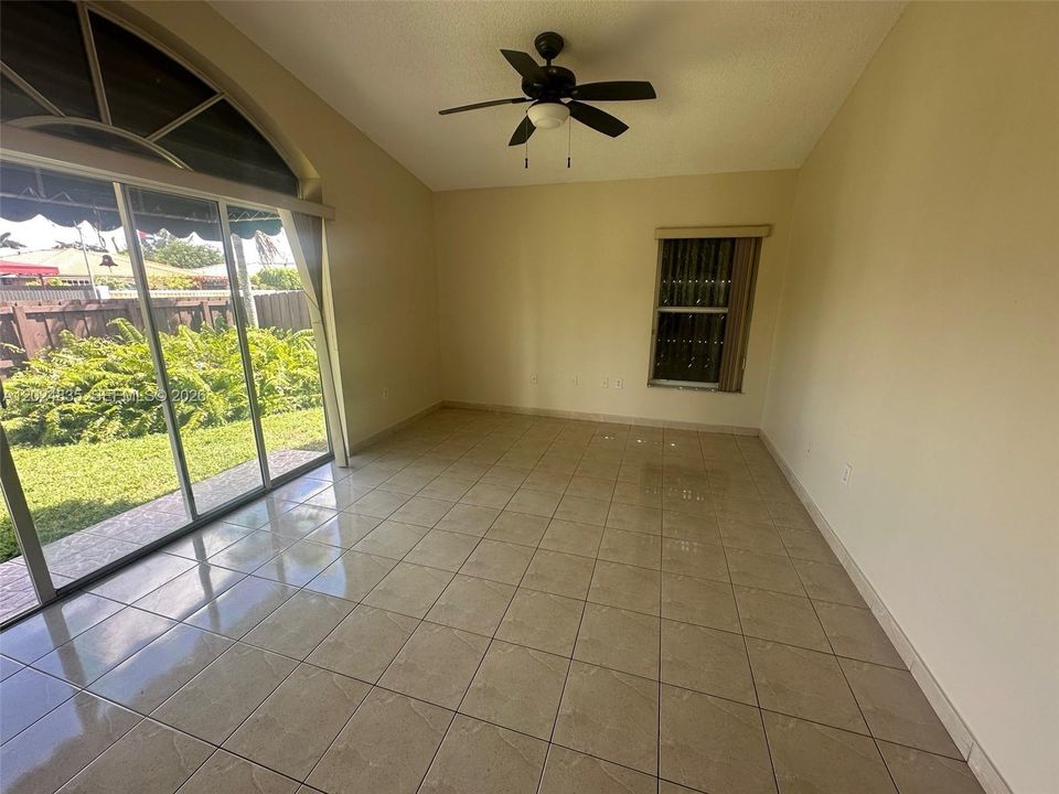 En Renta: $3,600 (3 camas, 2 baños, 1621 Pies cuadrados)
