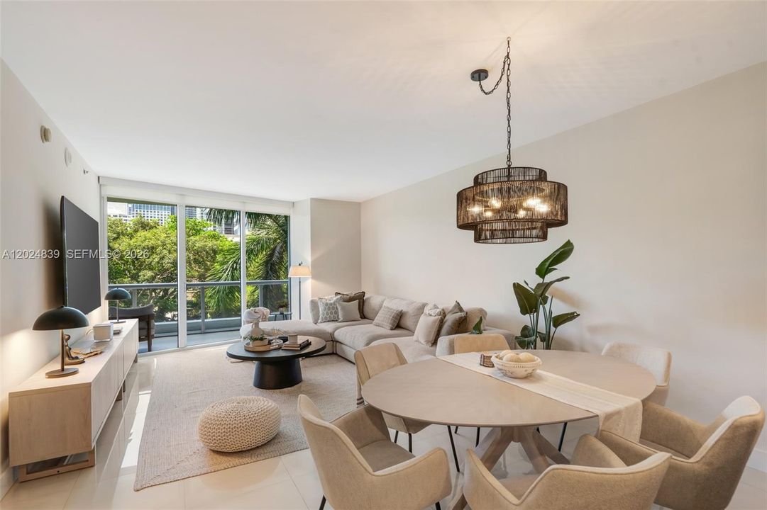 For Sale: $595,000 (1 beds, 1 baths, 1035 Square Feet)