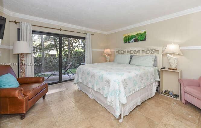 For Rent: $8,000 (2 beds, 2 baths, 1047 Square Feet)