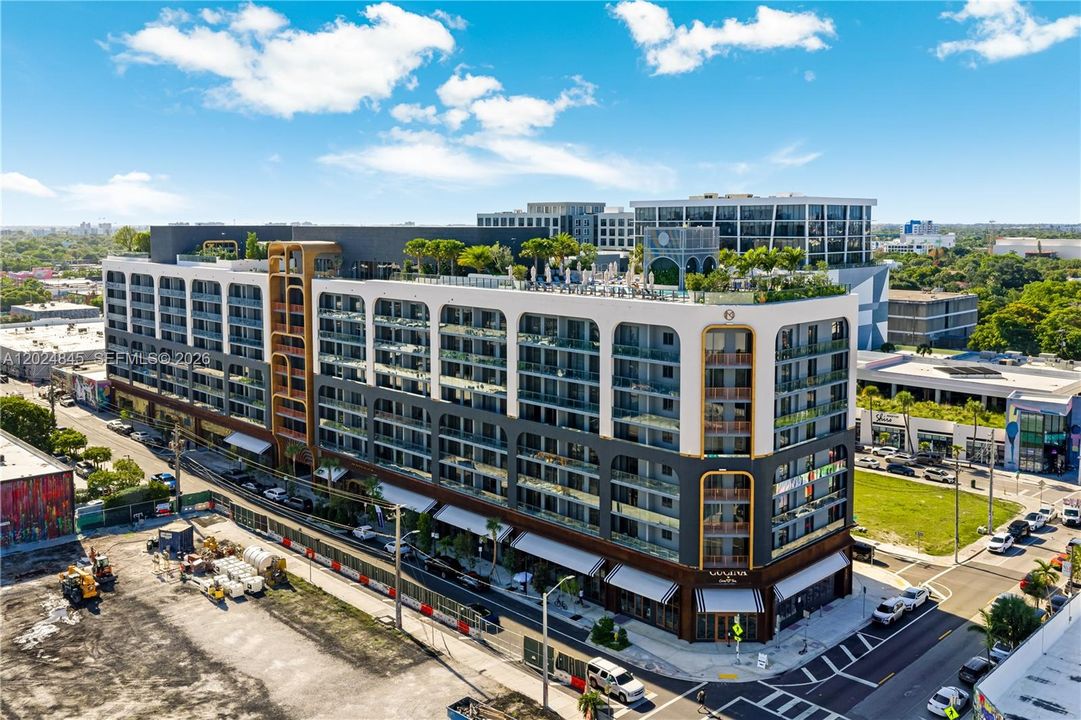 For Rent: $4,500 (1 beds, 1 baths, 650 Square Feet)