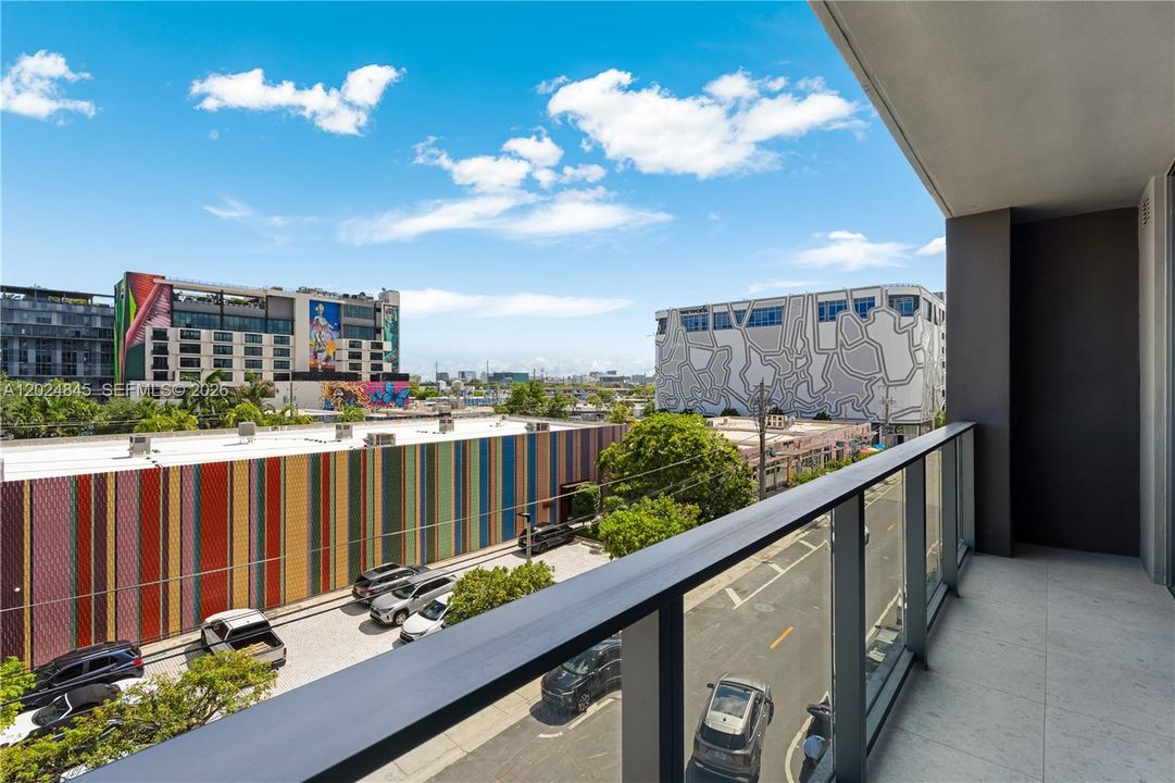 For Rent: $4,500 (1 beds, 1 baths, 650 Square Feet)
