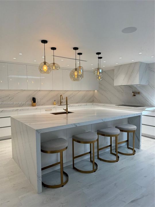 For Rent: $8,500 (4 beds, 3 baths, 2123 Square Feet)