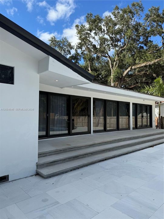 For Rent: $8,500 (4 beds, 3 baths, 2123 Square Feet)