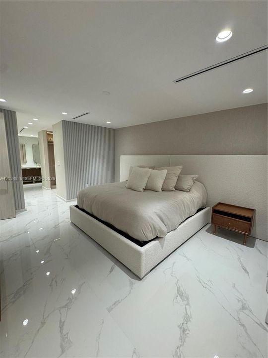 For Rent: $8,500 (4 beds, 3 baths, 2123 Square Feet)