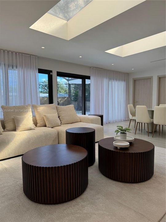For Rent: $8,500 (4 beds, 3 baths, 2123 Square Feet)