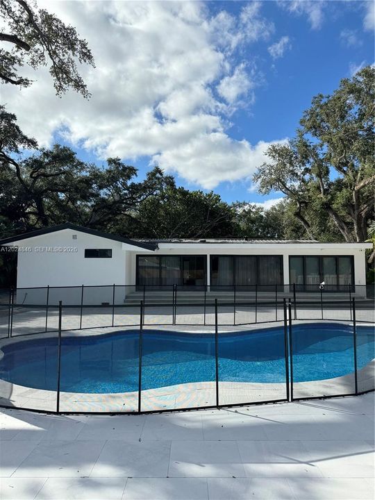 For Rent: $8,500 (4 beds, 3 baths, 2123 Square Feet)