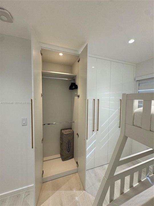 For Rent: $8,500 (4 beds, 3 baths, 2123 Square Feet)