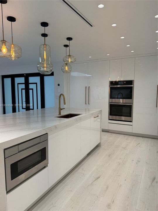 For Rent: $8,500 (4 beds, 3 baths, 2123 Square Feet)