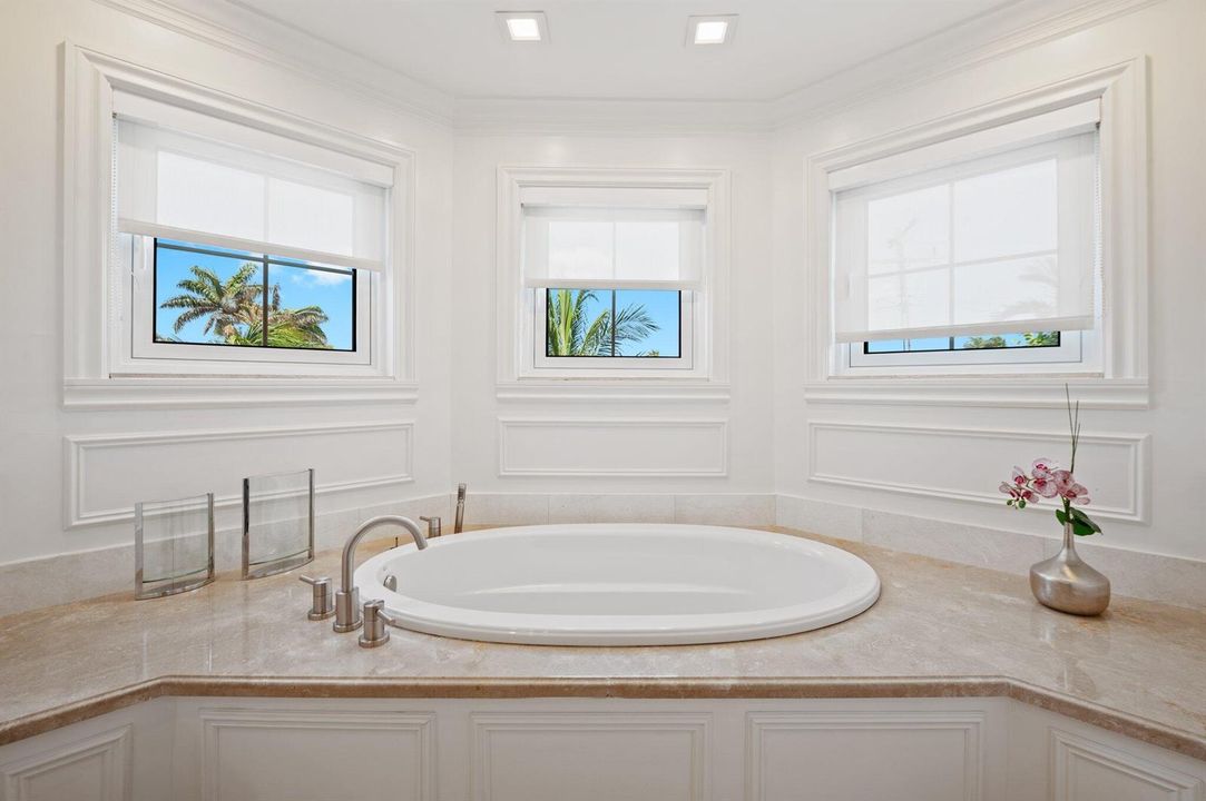 33-web-or-mls-81-island-dr-s