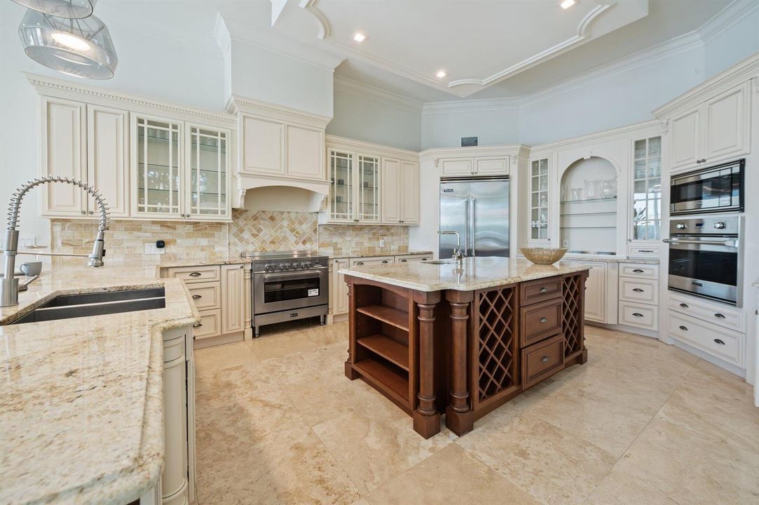 19-web-or-mls-81-island-dr-s