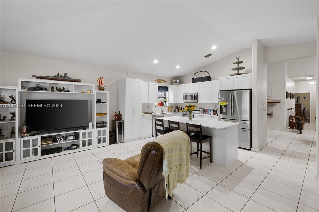 Active With Contract: $895,000 (4 beds, 2 baths, 2162 Square Feet)