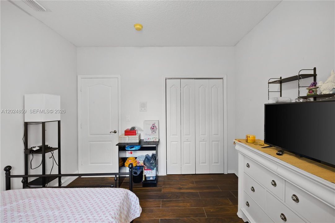 Active With Contract: $895,000 (4 beds, 2 baths, 2162 Square Feet)