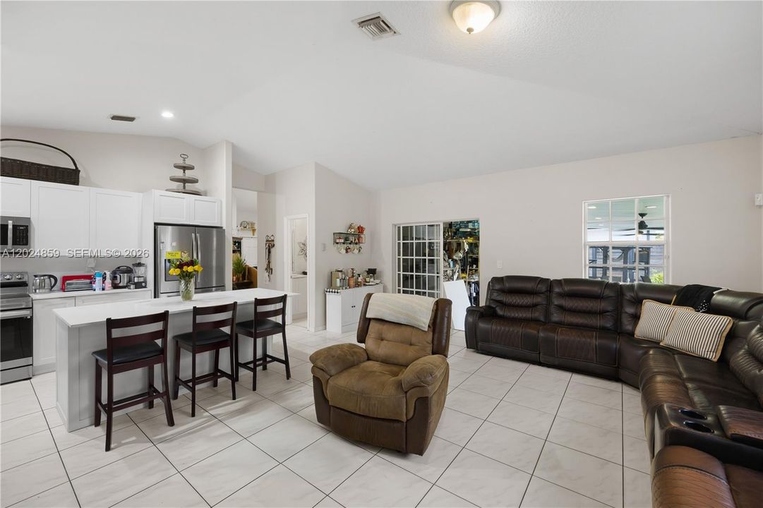 Active With Contract: $895,000 (4 beds, 2 baths, 2162 Square Feet)
