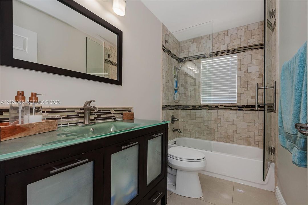 2nd Bathroom