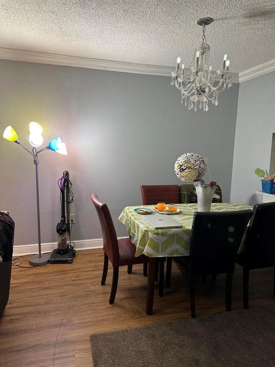 8341 SAND POINT DINING