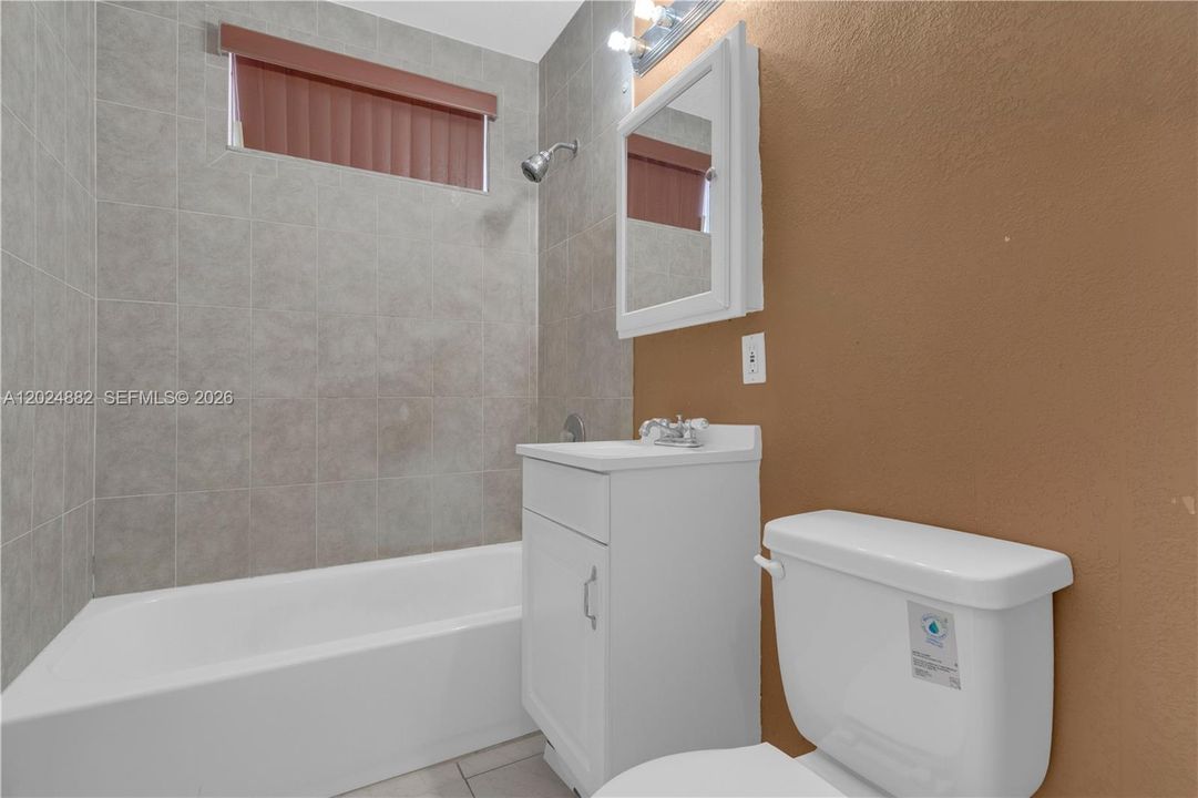 For Sale: $650,000 (3 beds, 2 baths, 1645 Square Feet)