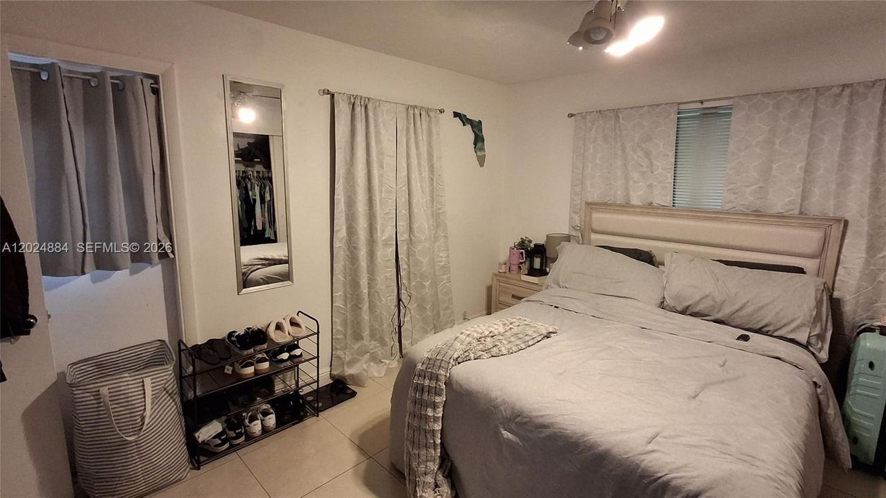 For Rent: $2,850 (3 beds, 2 baths, 1180 Square Feet)