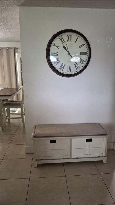 For Rent: $2,850 (3 beds, 2 baths, 1180 Square Feet)