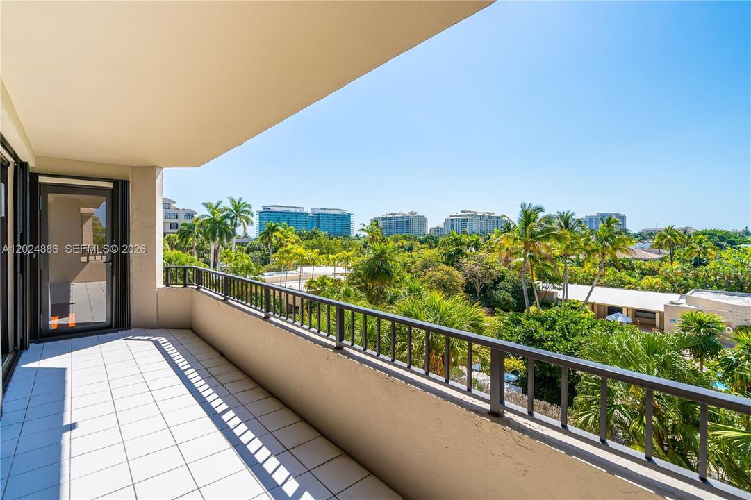 For Rent: $6,500 (2 beds, 2 baths, 1532 Square Feet)