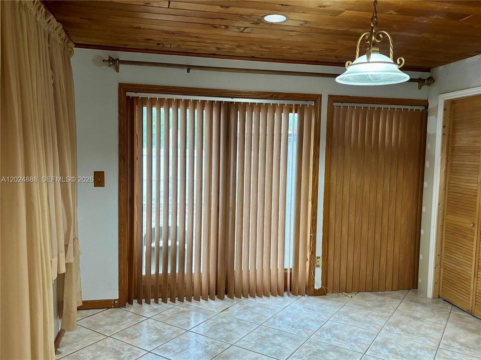 1st bedroom