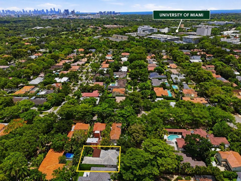 For Sale: $1,925,000 (3 beds, 2 baths, 1702 Square Feet)