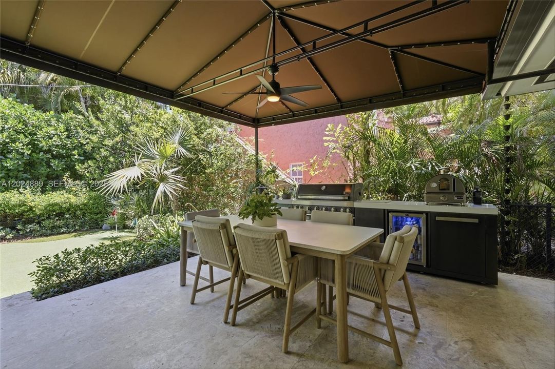For Sale: $1,925,000 (3 beds, 2 baths, 1702 Square Feet)
