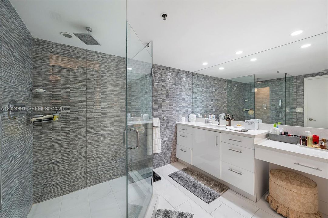 For Sale: $1,799,000 (2 beds, 2 baths, 2018 Square Feet)