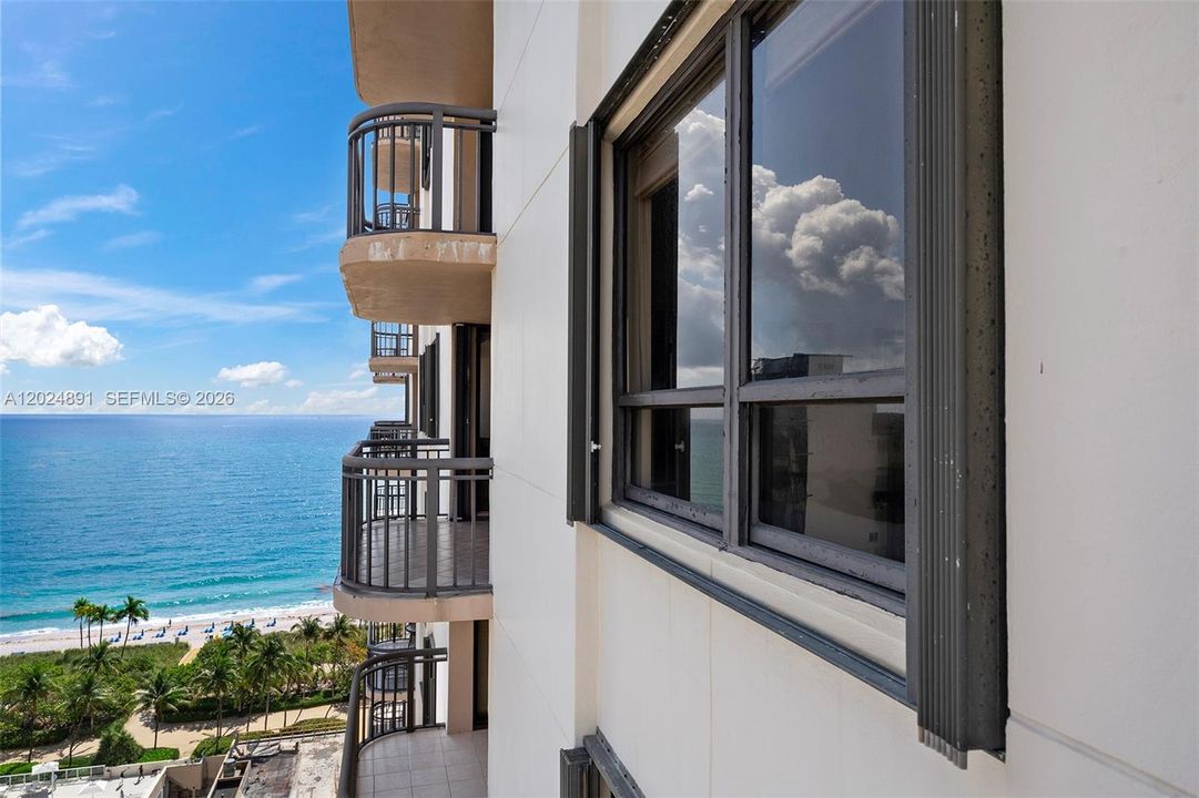 For Sale: $1,799,000 (2 beds, 2 baths, 2018 Square Feet)