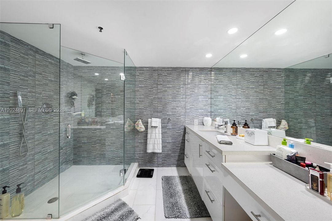 For Sale: $1,799,000 (2 beds, 2 baths, 2018 Square Feet)