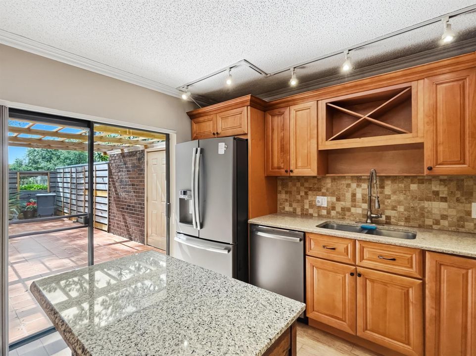 kitchen2