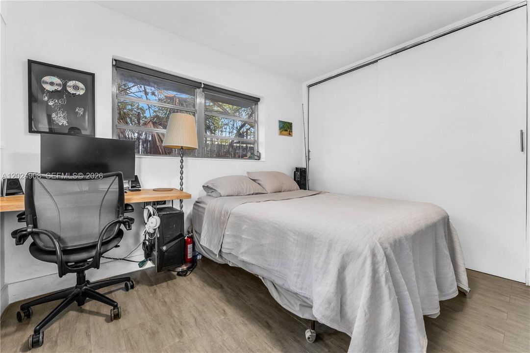 En Venta: $425,000 (2 camas, 1 baños, 730 Pies cuadrados)